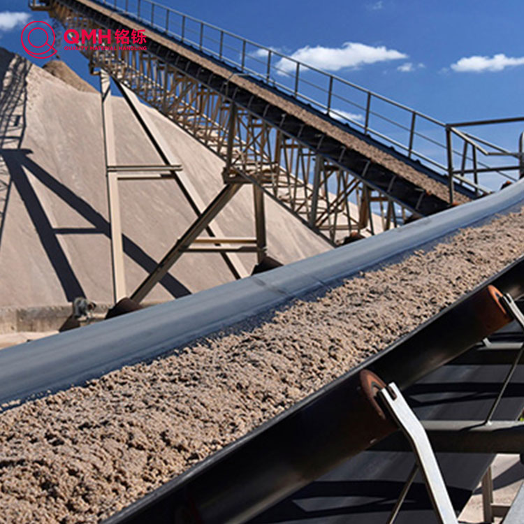 Матаның конвейерінің белбеуі қазіргі заманғы материалдық өңдеудің ең жақсы таңдауын не етеді?